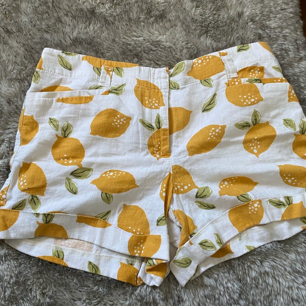 Fun lemon shorts